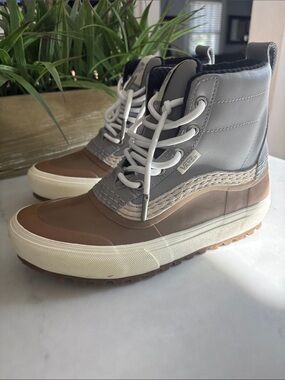 Vans Standard MTE Mid Boot Grey/Gum 7.5